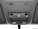 Courtesy lamps/ceiling controls photo